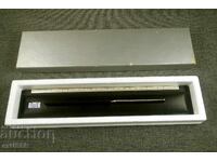 Vechi cuțit german de scrisori, linie în cutie