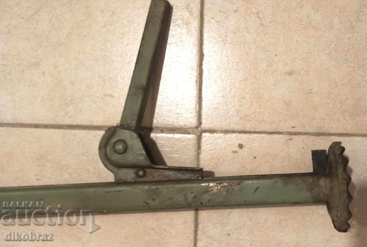 Auction Auto parts for Zhiguli / VAZ / LADA etc. - for 10 €uro Auction Auto parts for Zhiguli / VAZ / LADA etc. - for 10 €uro