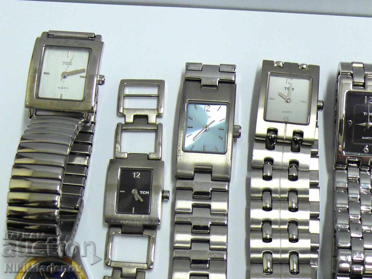 Παρτίδα γυναικείων ρολογιών χειρός, Μη λειτουργικά με τιμή € 9.99 | 19.54 BGN