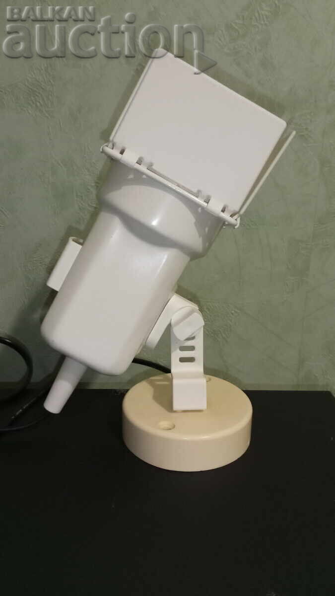 Δημοπρασία Vintage επιτοίχιο φωτιστικό Δημοπρασία Vintage επιτοίχιο φωτιστικό