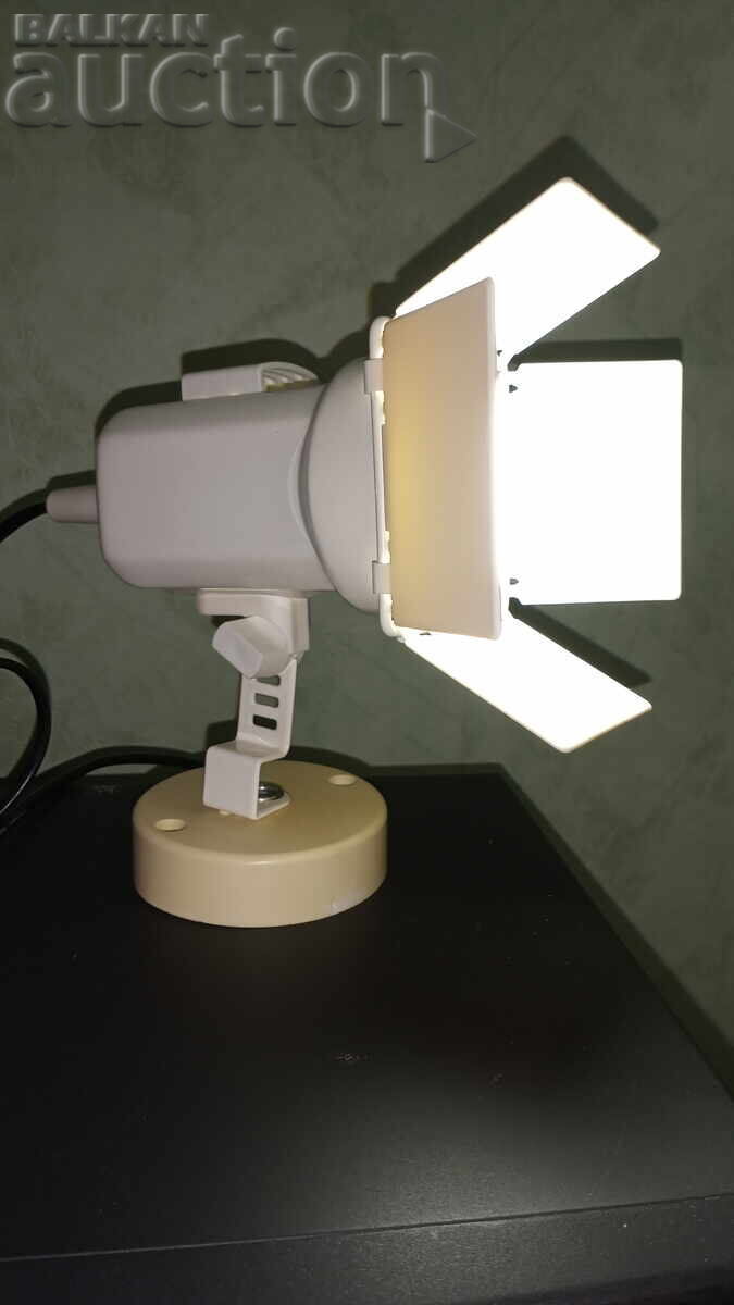 Vintage επιτοίχιο φωτιστικό Vintage επιτοίχιο φωτιστικό