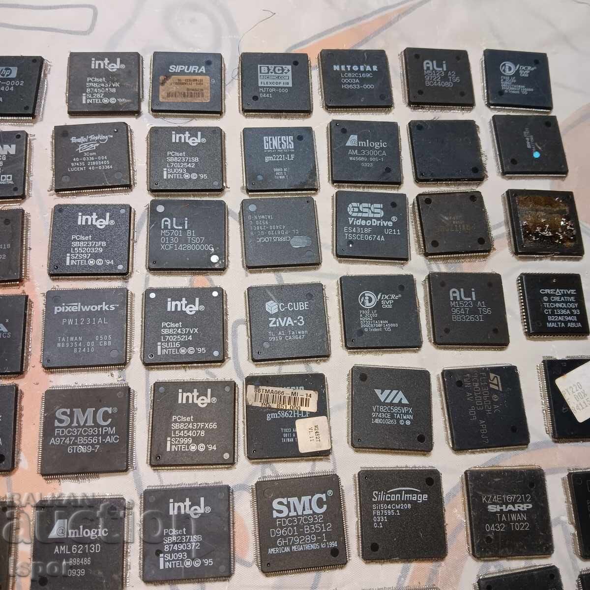 103 jetoane mari cu preț 80.00 BGN | € 40.90