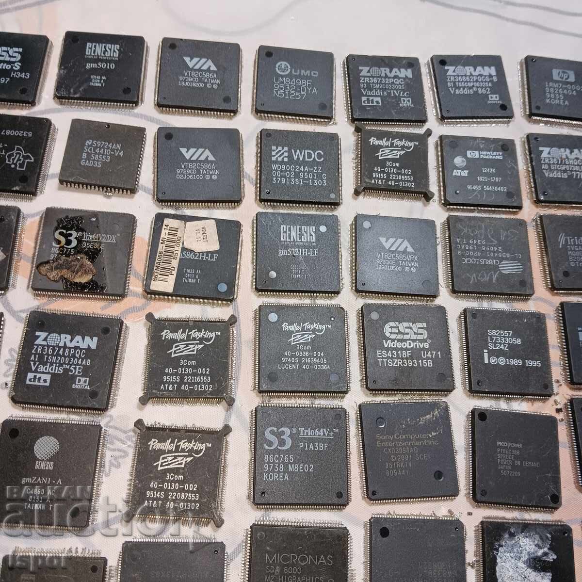 Licitație 103 jetoane mari