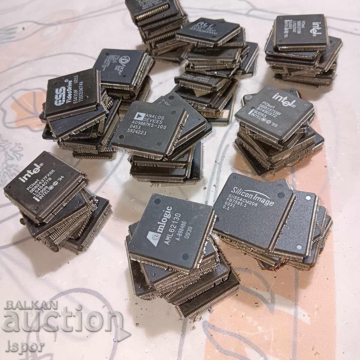 Livrarea 103 jetoane mari