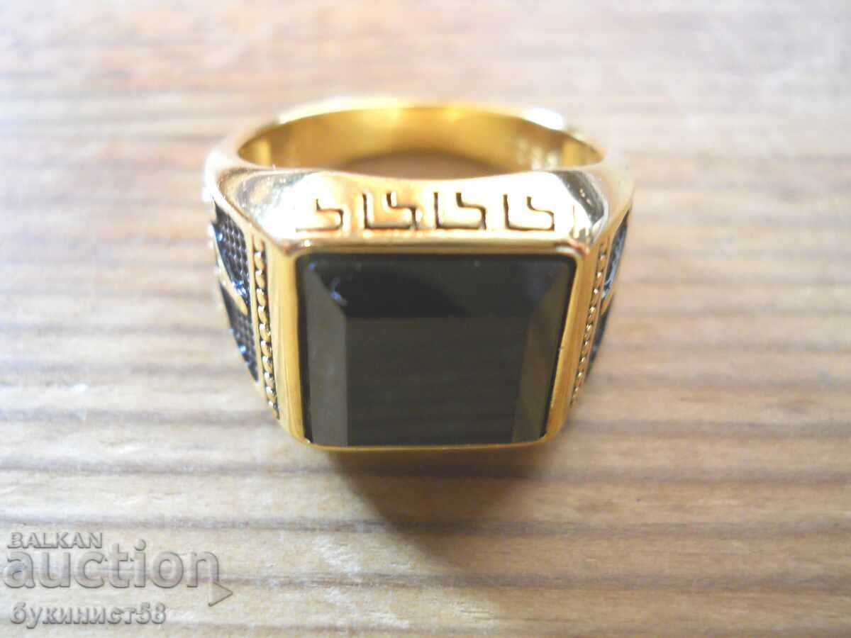 Gold-plated silver ring with Celtic motifs Gold-plated silver ring with Celtic motifs