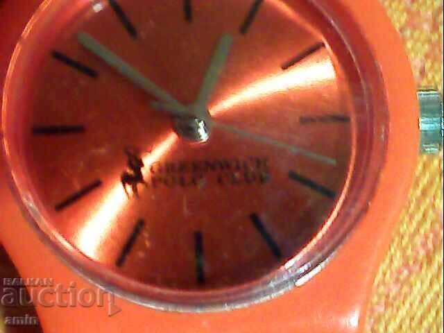 Livrarea 2 buc. 4 ceasuri sva4 e polo funcționează, nu au baterie