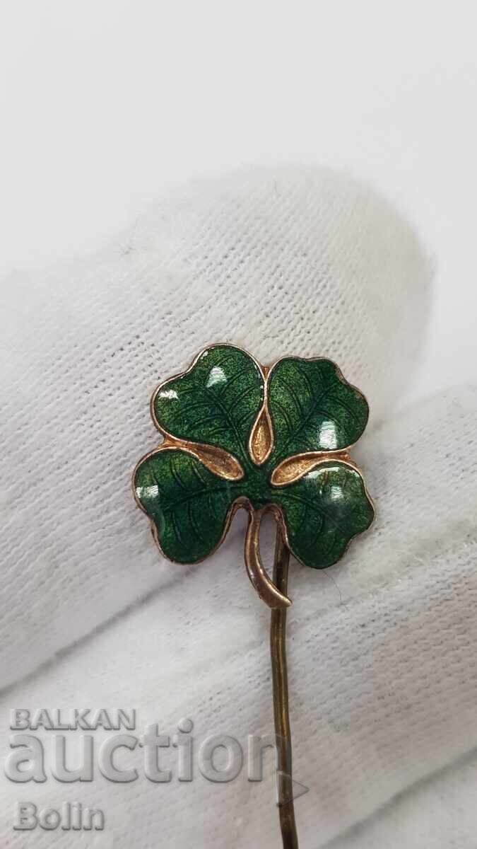 Auction Rare Royal Badge, Clover Pin with Enamel BZNS Auction Rare Royal Badge, Clover Pin with Enamel BZNS