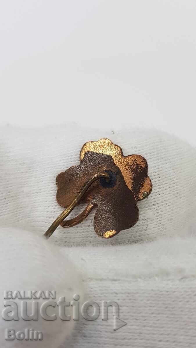 Rare Royal Badge, Clover Pin with Enamel BZNS - 6 Rare Royal Badge, Clover Pin with Enamel BZNS - 6