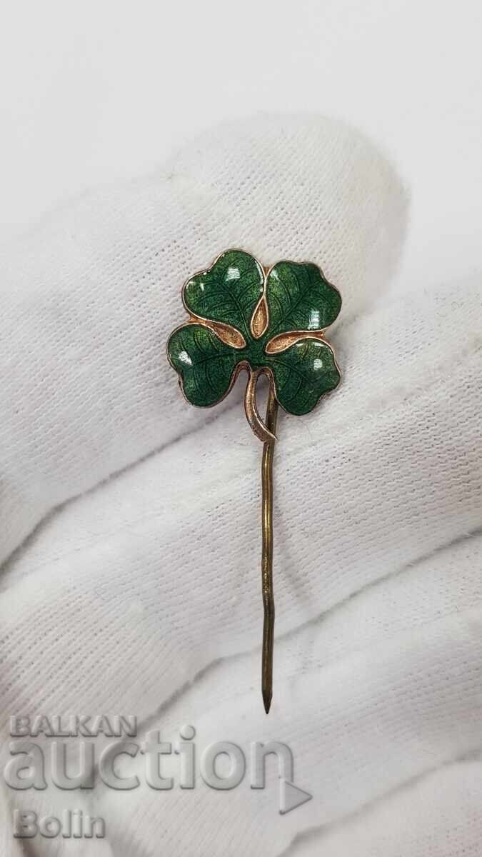 Rare Royal Badge, Clover Pin with Enamel BZNS Rare Royal Badge, Clover Pin with Enamel BZNS