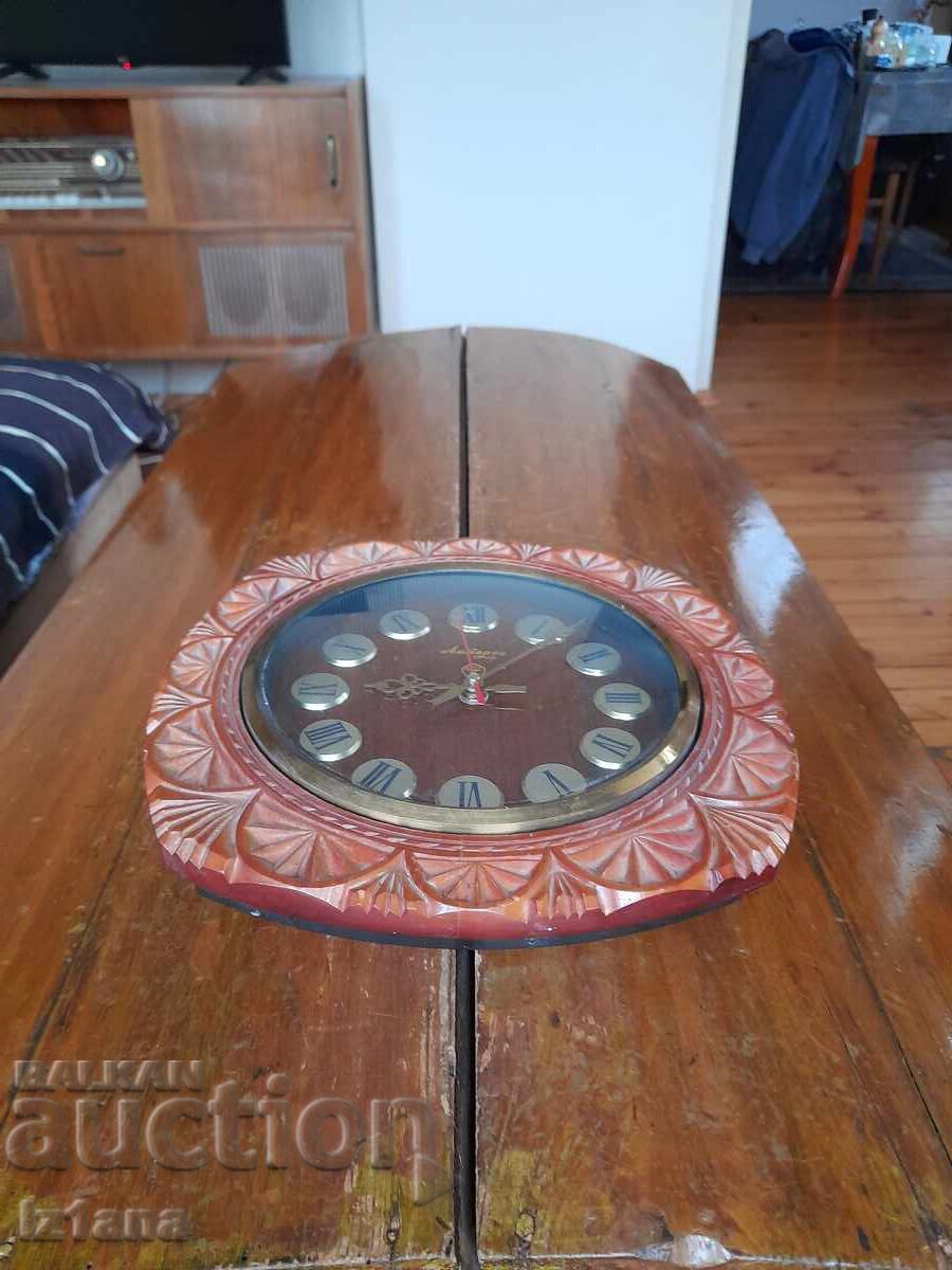 Ceas de perete vechi Antares