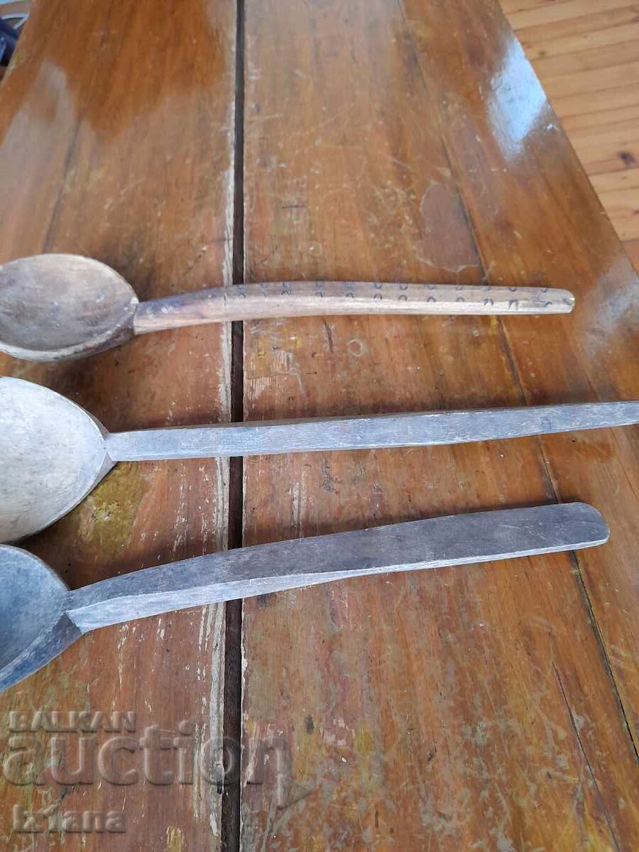 Δημοπρασία Παλιά Ξύλινη Κουτάλα, κουτάλια