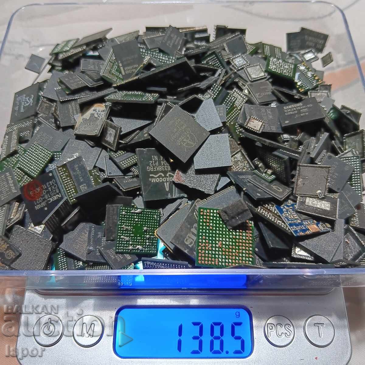 Mix of small smartphone chips with price 120.00 BGN | € 61.36