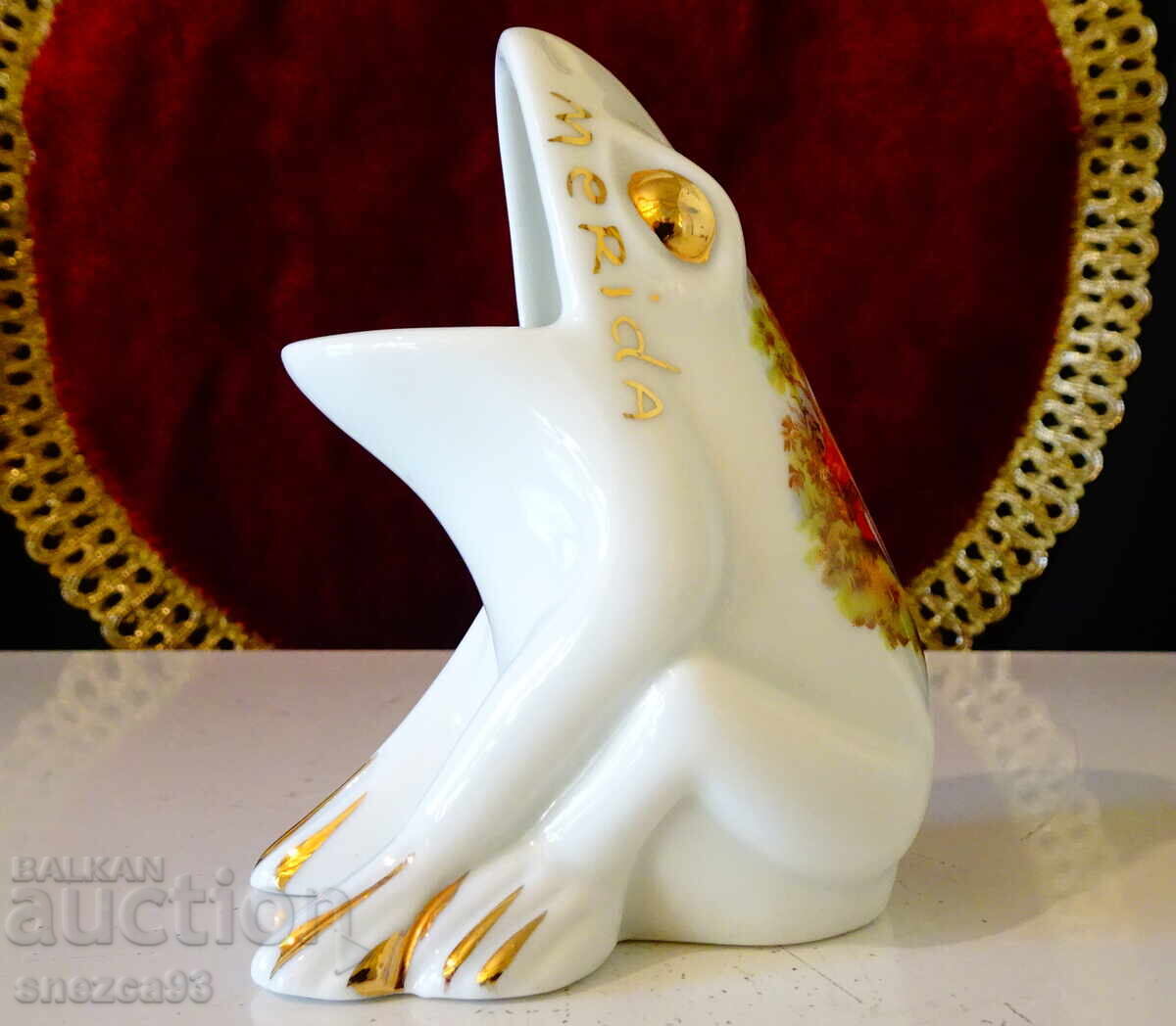 Porcelain Frog Figure, Fragonard, Painting by A. Watteau with price 24.00 BGN | € 12.27