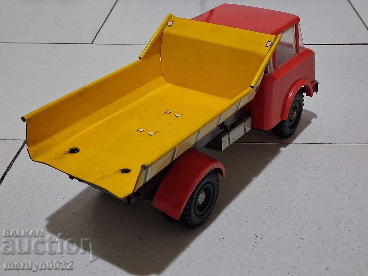 Γερμανικό μεταλλικό παιχνίδι αυτοκίνητο φορτηγό Ανατολικής Γερμανίας με τιμή 68.90 BGN | € 35.23 Γερμανικό μεταλλικό παιχνίδι αυτοκίνητο φορτηγό Ανατολικής Γερμανίας με τιμή 68.90 BGN | € 35.23