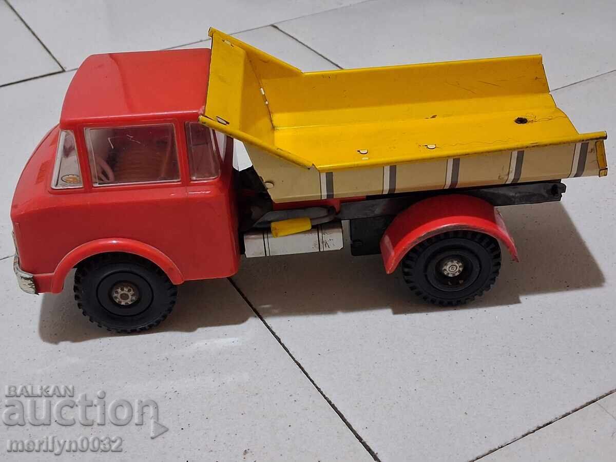 Γερμανικό μεταλλικό παιχνίδι αυτοκίνητο φορτηγό Ανατολικής Γερμανίας Γερμανικό μεταλλικό παιχνίδι αυτοκίνητο φορτηγό Ανατολικής Γερμανίας