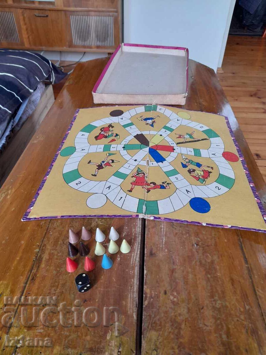 Auction  Old Children's Game Hat on Hat