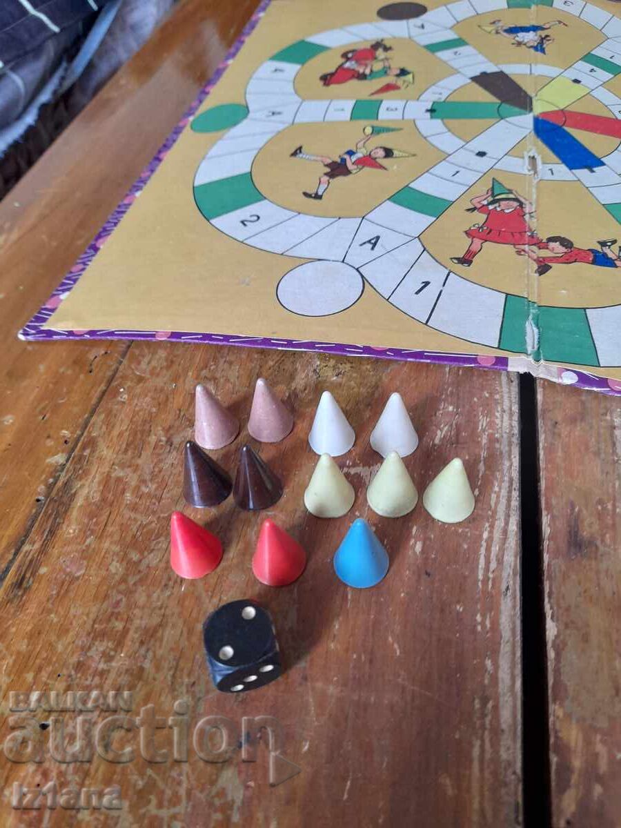 Delivery of Old Children's Game Hat on Hat