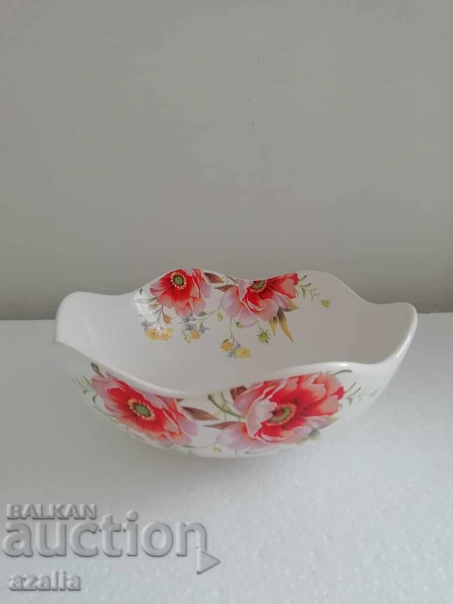 Auction Beautiful new set of 2 flower bowls Auction Beautiful new set of 2 flower bowls