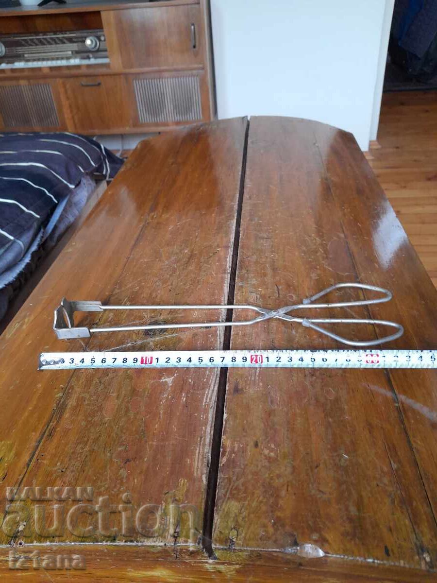 Παλιά λαβίδα, συσκευή για την αφαίρεση βάζων με τιμή 16.00 BGN | € 8.18 Παλιά λαβίδα, συσκευή για την αφαίρεση βάζων με τιμή 16.00 BGN | € 8.18