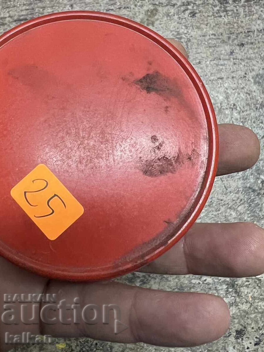 Παράδοση Παλιό πλαστικό κουτάκι από καραμέλες μέντας