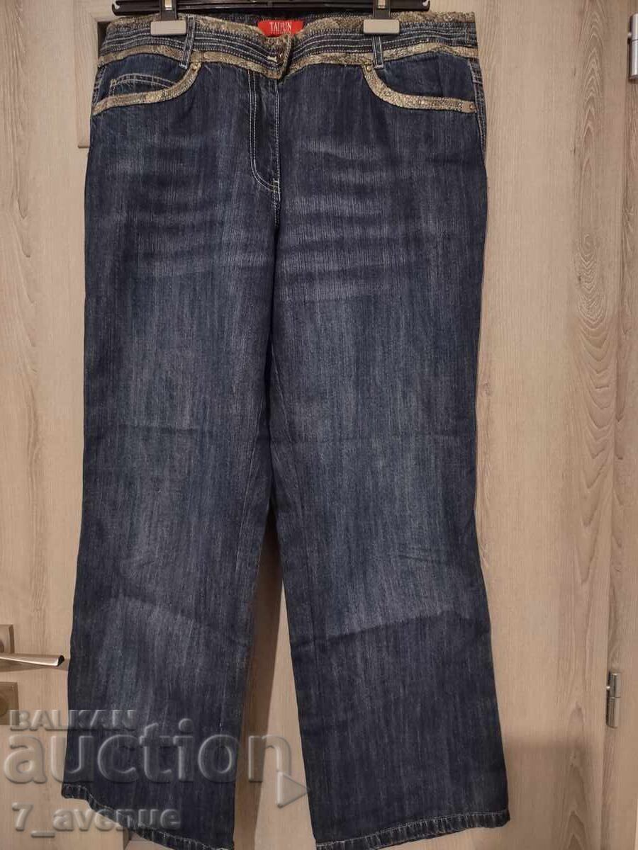 Auction  Women's Jeans, Quality Garment, 25.10.25