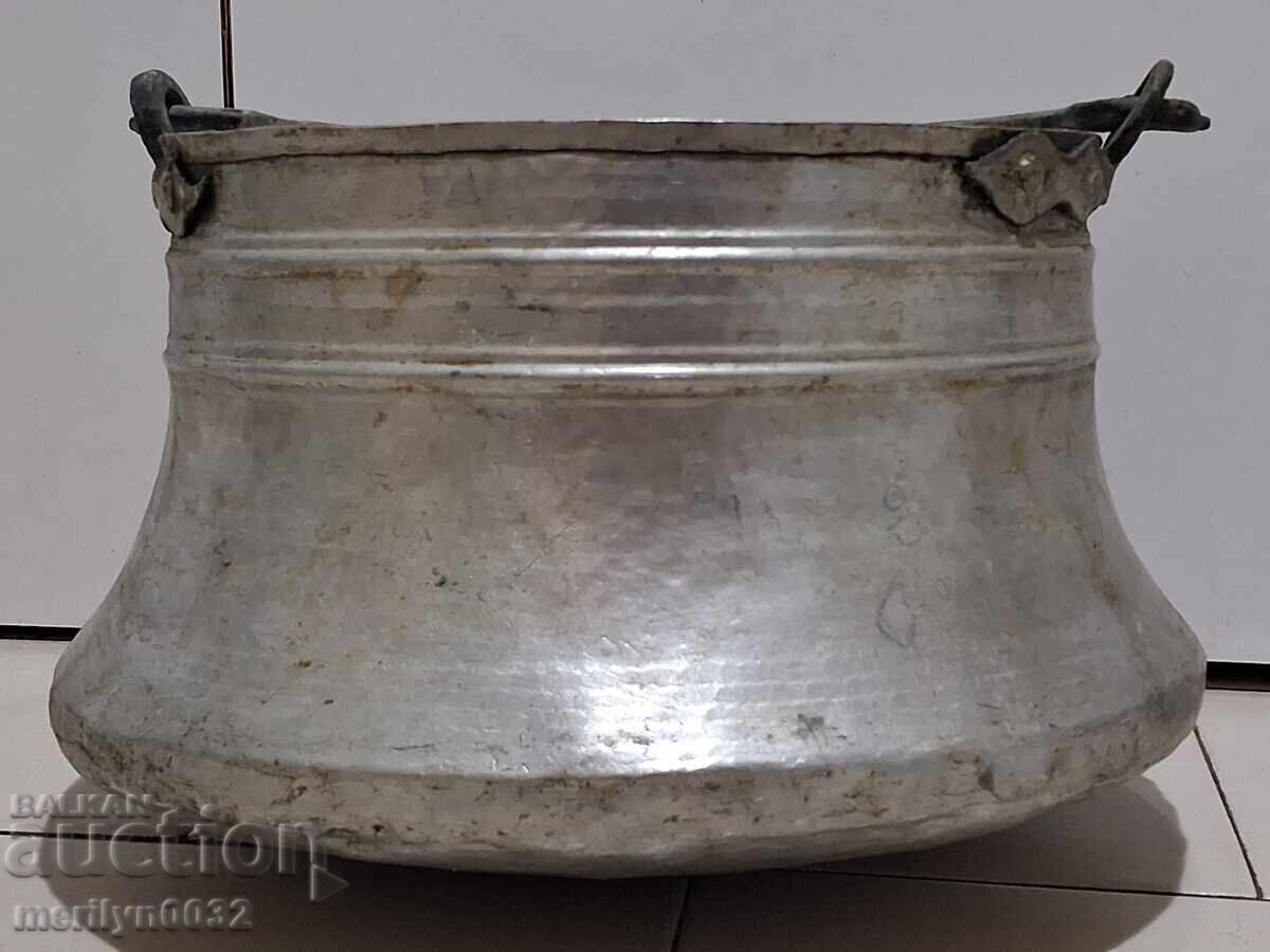 Monedă conservată, ceaun, cupru, vas de cupru cu preț € 68.92 | 134.80 BGN