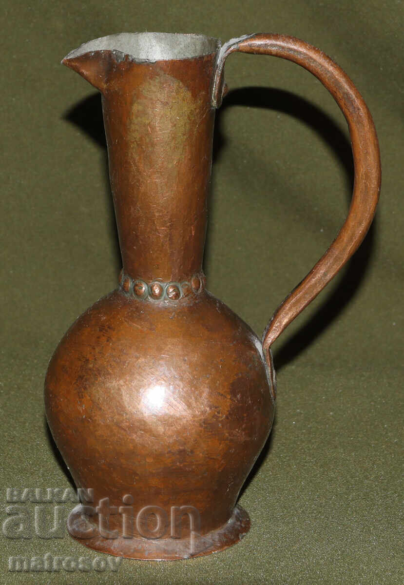 Canea tradițională din cupru, lucrată manual cu preț 140.00 BGN | € 71.58