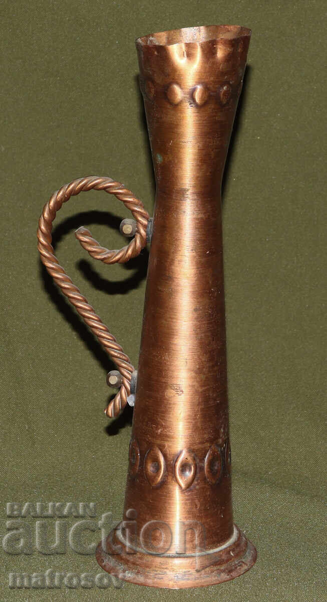 Vază din cupru, lucrată manual