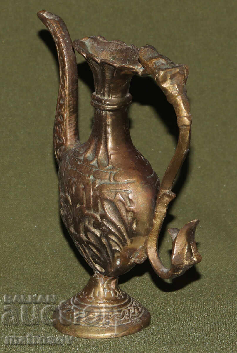 Delivery of Bronze decorative coffee pot