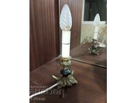 Lampă de noapte frumoasă, imitând un sfeșnic