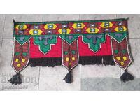 Covor autentic brodat pentru decor