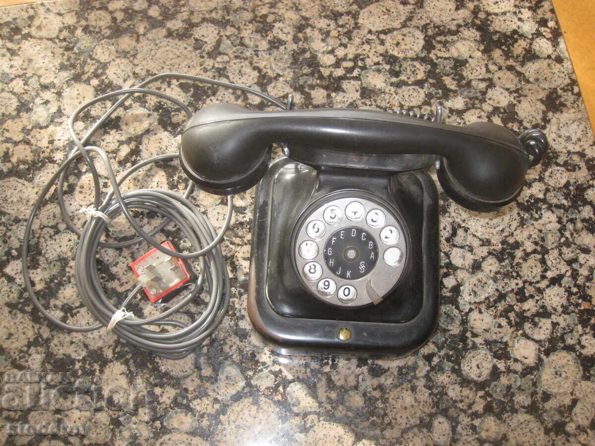 Telefon vechi Siemens & Halske Regatul Bulgariei, stemă regală cu preț 90.00 BGN | € 46.02 Telefon vechi Siemens & Halske Regatul Bulgariei, stemă regală cu preț 90.00 BGN | € 46.02