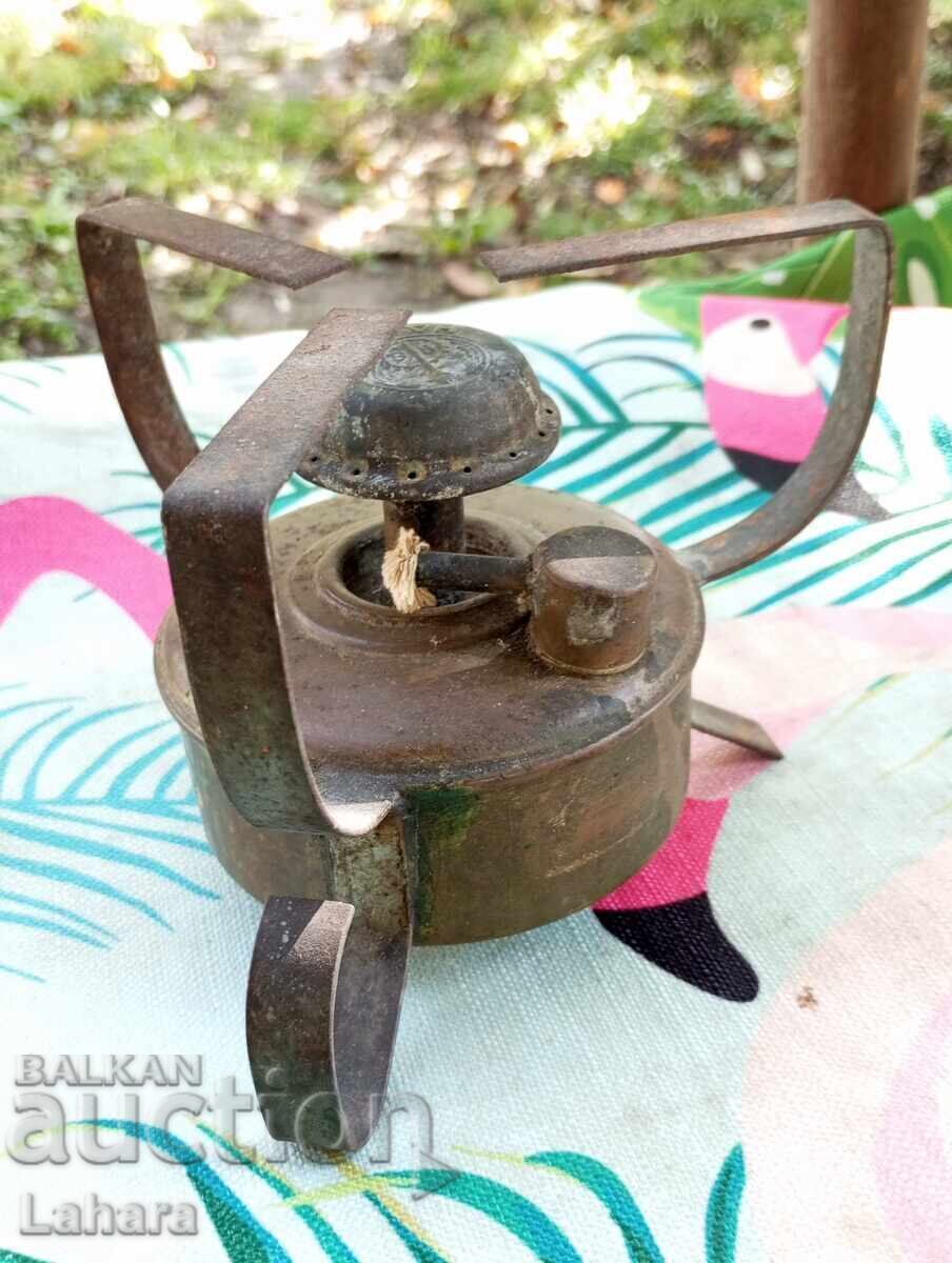 Recipient, aragaz pe gaz Germania Primul Război Mondial cu preț € 24.54 | 48.00 BGN Recipient, aragaz pe gaz Germania Primul Război Mondial cu preț € 24.54 | 48.00 BGN