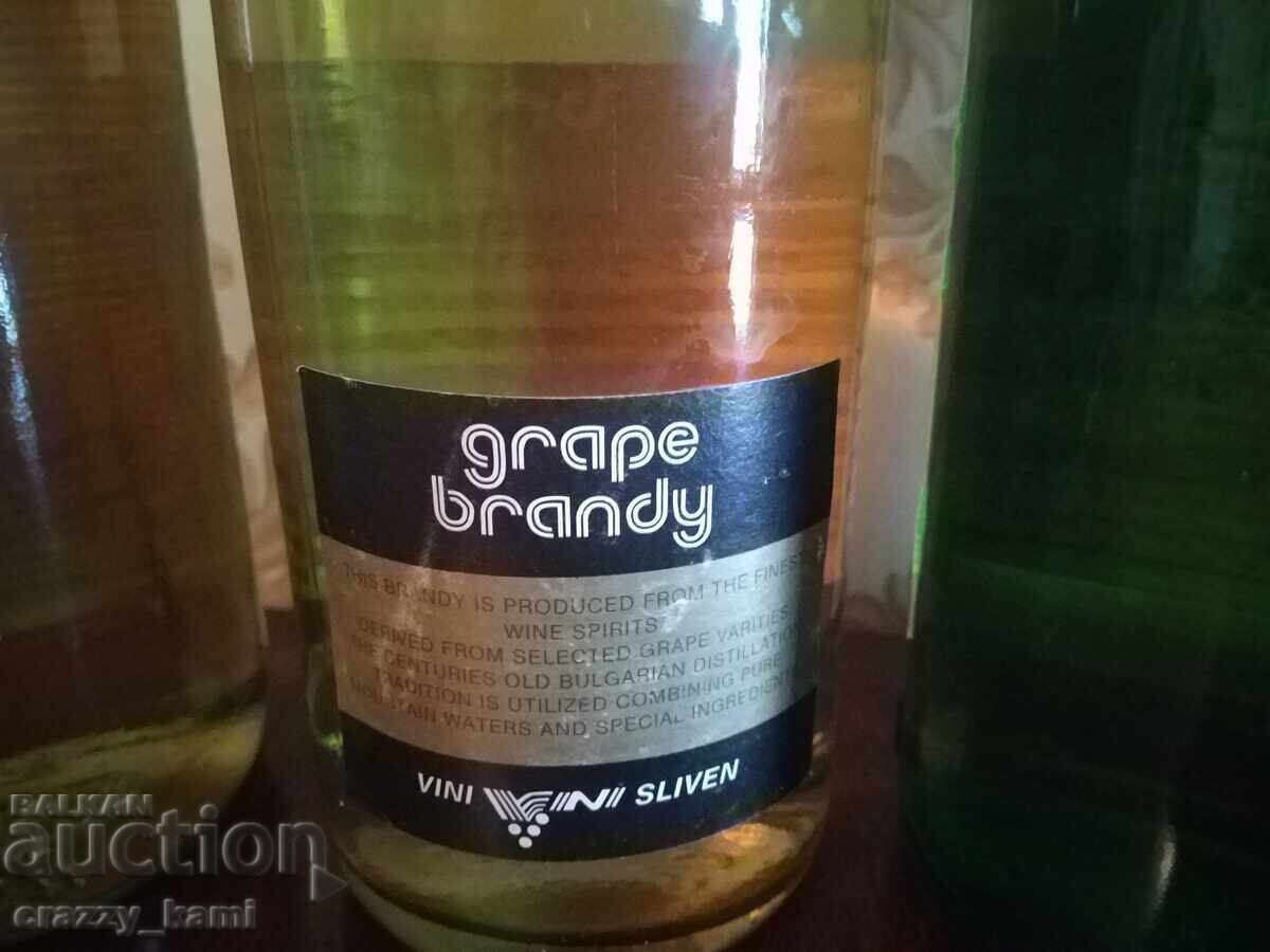 Delivery of B.Z.C. from 1st Grade NEW alcohol bottles from the Socialist era Delivery of B.Z.C. from 1st Grade NEW alcohol bottles from the Socialist era