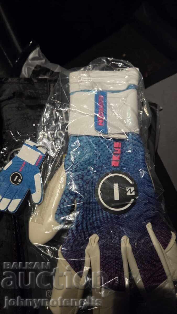 Goalkeeper gloves N1, brand new, size 10