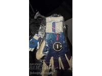 Goalkeeper gloves N1, brand new - two pieces