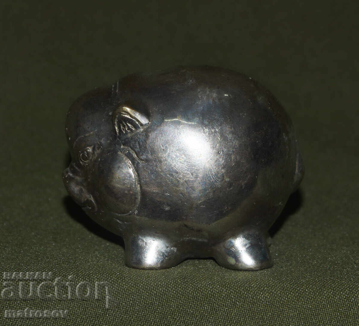 Livrarea Figurina decorativă mică, argintată, porcușor Livrarea Figurina decorativă mică, argintată, porcușor