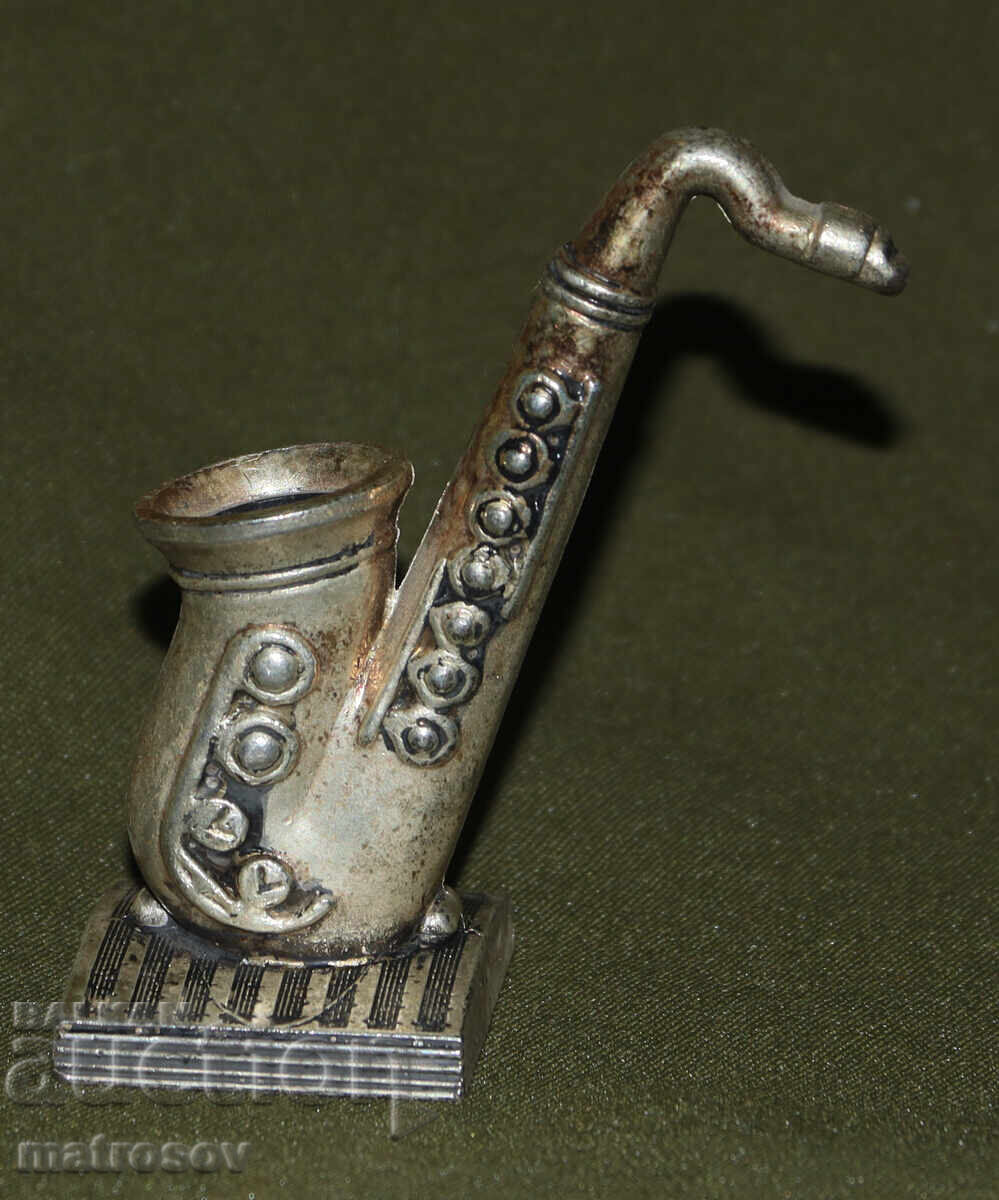 Silver-plated small decorative saxophone figurine with price 100.00 BGN | € 51.13