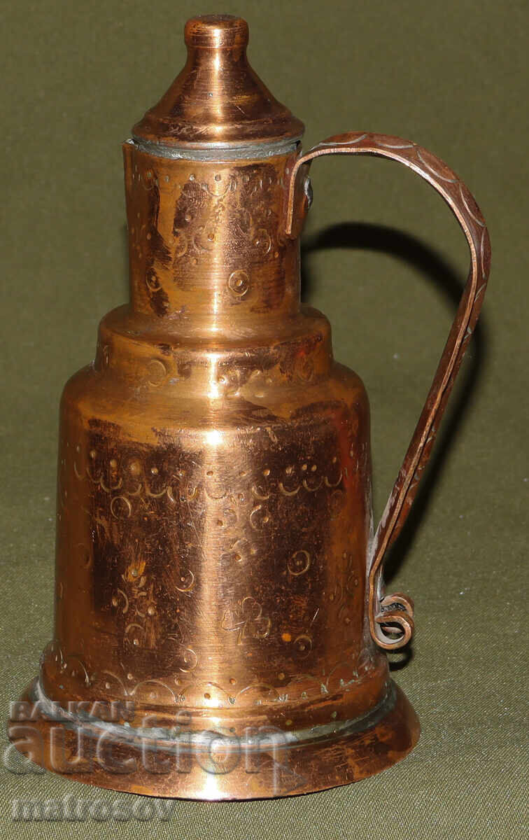 Canea tradițională din cupru, lucrată manual Canea tradițională din cupru, lucrată manual