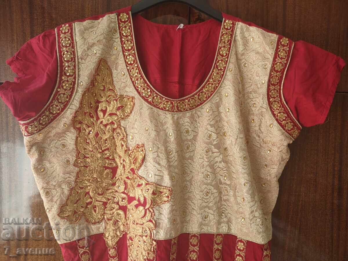 Auction  Richly embroidered dress, beautiful 25.10.25