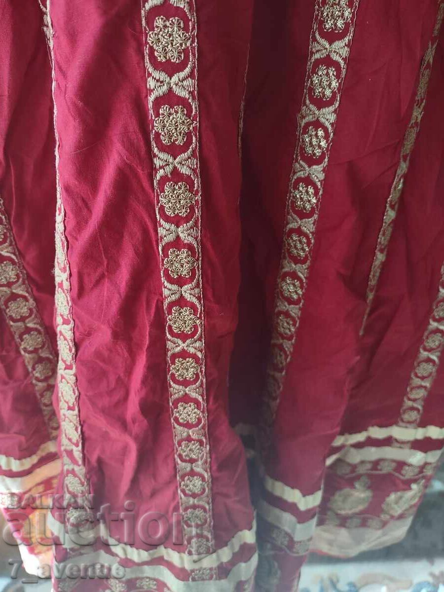 Richly embroidered dress, beautiful 25.10.25 - 5
