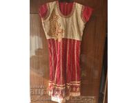 Rochie bogat brodată, superbă 25.10.25