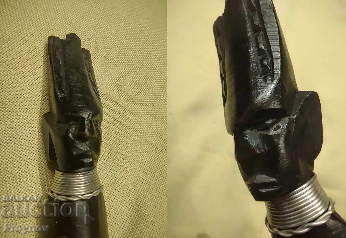 Pumnal ritual din lemn – baston din Africa cu preț € 25.00 | 48.90 BGN