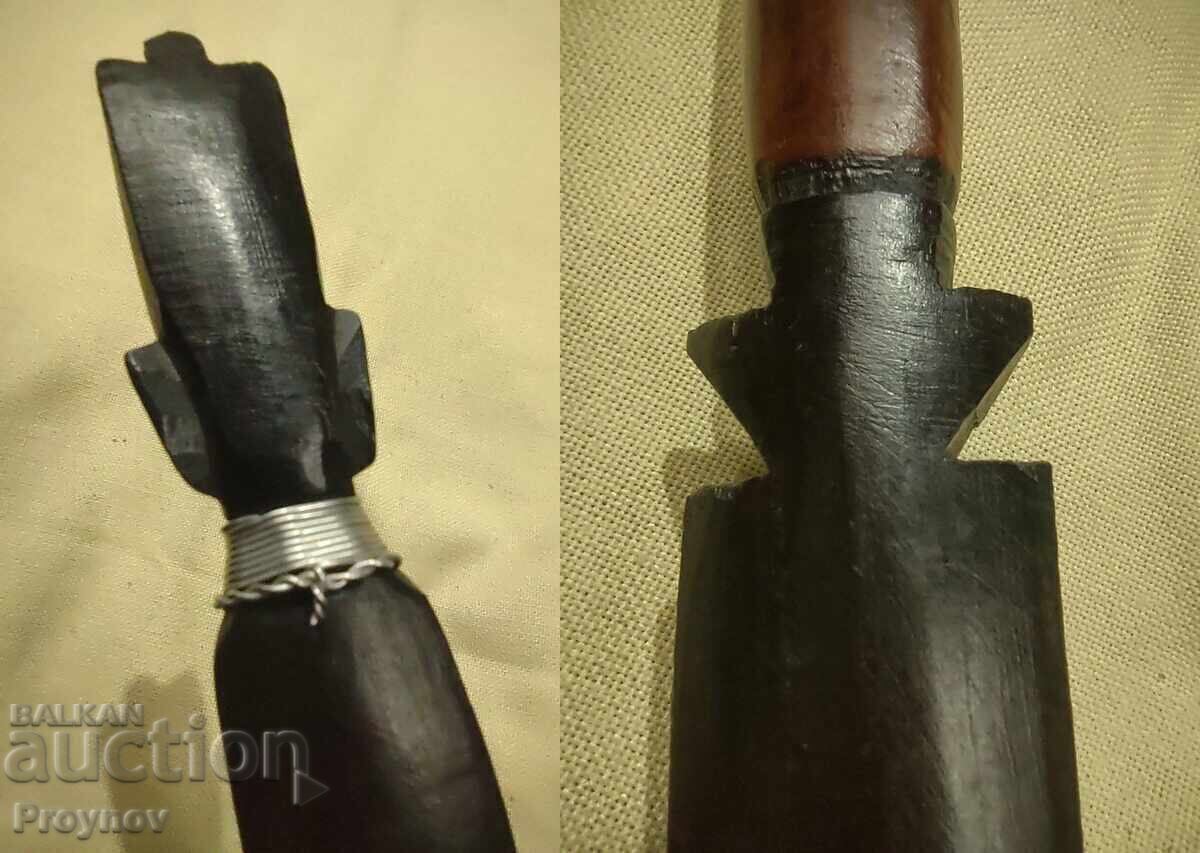 Auction  Wooden ritual dagger - scepter from Africa