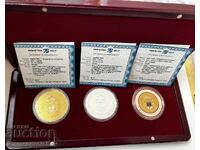 SET 3 BUCĂȚI MONEDE MEDALII AUR ORDINUL CAVALERILOR