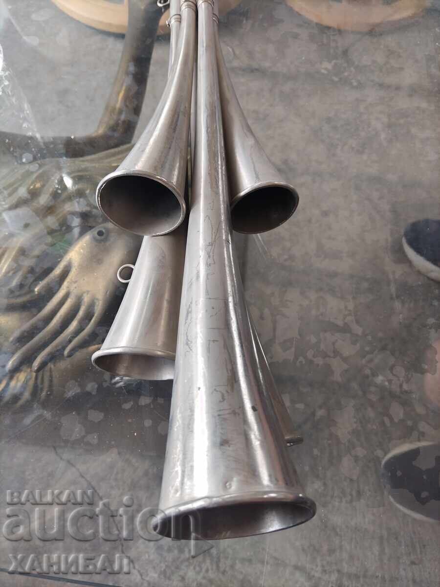 Auction OLD MUSICAL INSTRUMENT G.D.R Auction OLD MUSICAL INSTRUMENT G.D.R