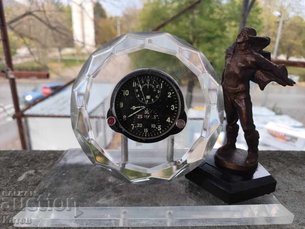 Delivery of Lot of a watch from a fighter plane and a statuette of a Soviet pilot Delivery of Lot of a watch from a fighter plane and a statuette of a Soviet pilot