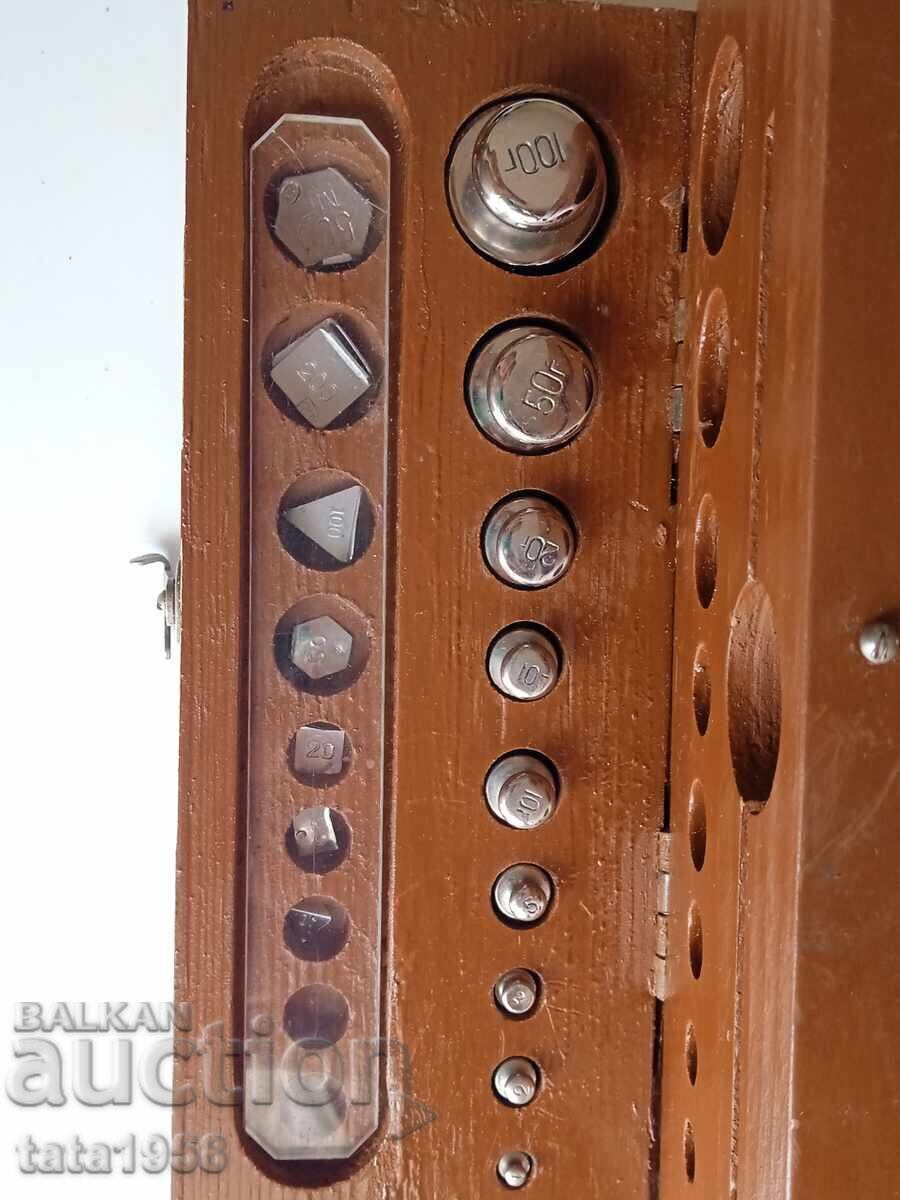 Weights for scales set with price € 32.00 | 62.59 BGN