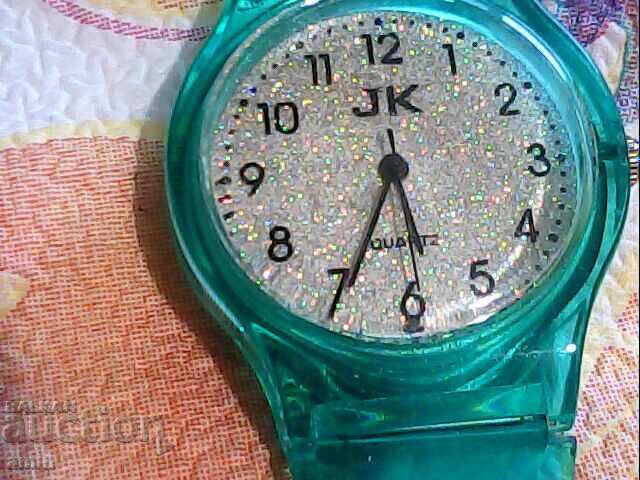 Auction beautiful women's 4-seaters work libsva batteries Auction beautiful women's 4-seaters work libsva batteries