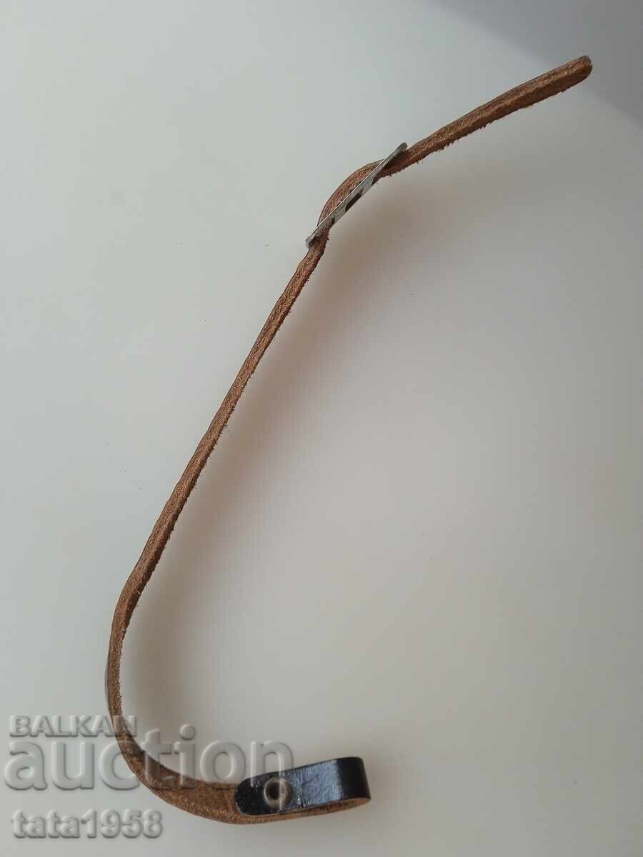 Delivery of Strap for AK and AKM